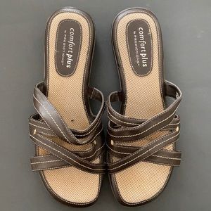 Comfort plus Dk Brown Sandals Size 8